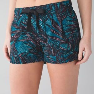 Lululemon Spring Break Away Short Teal Palm